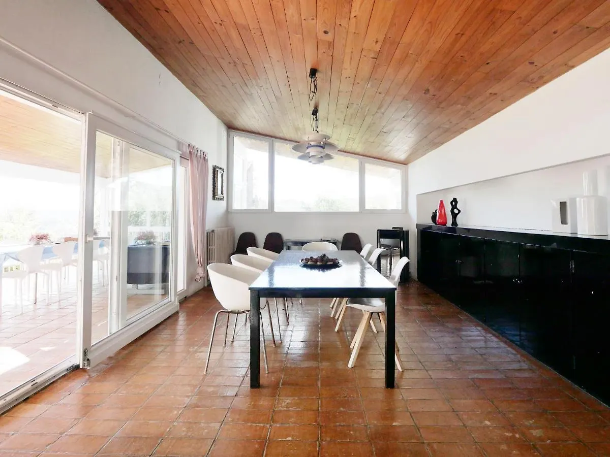 Pensión Cala Castell Suites Vall-Llobrega