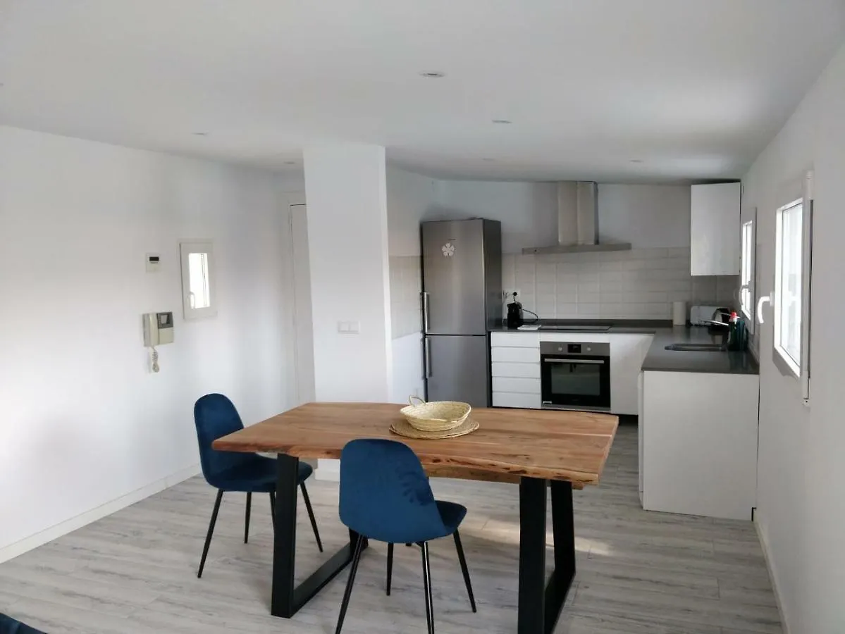 Pensión Cala Castell Suites Vall-Llobrega