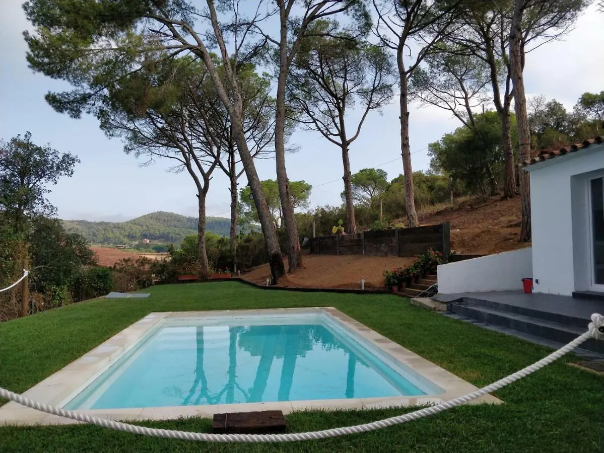 Pensión Cala Castell Suites Vall-Llobrega