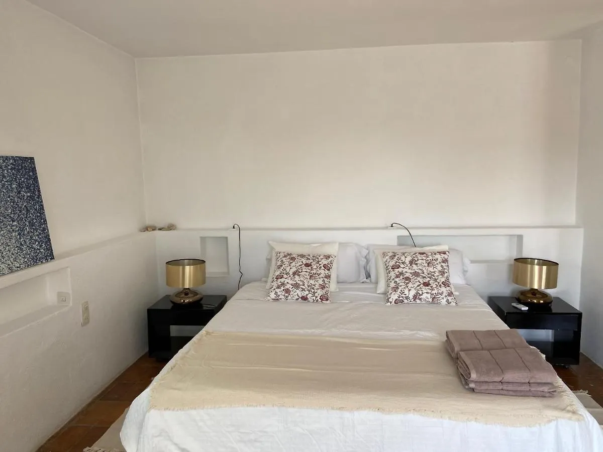 Guest house Cala Castell Suites Vall-Llobrega